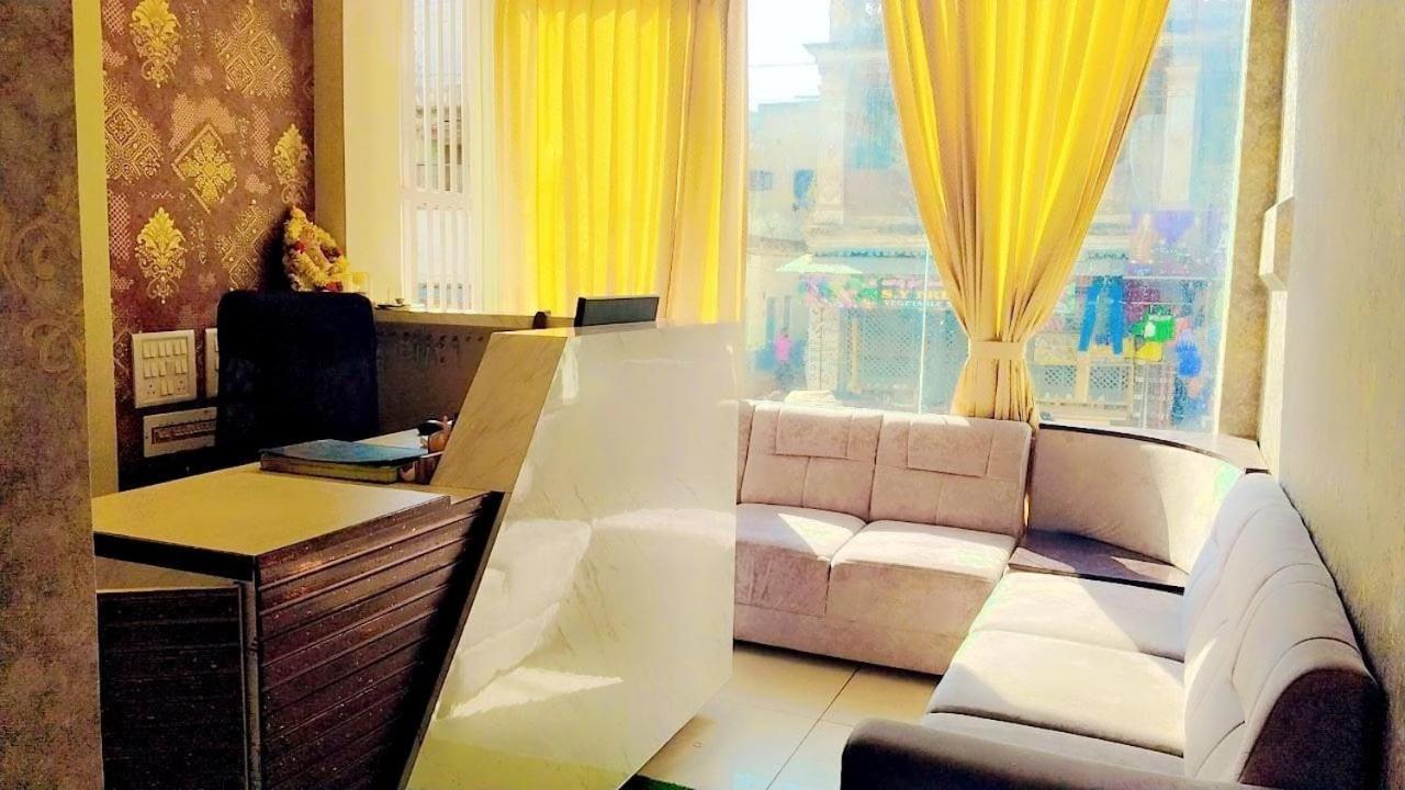 Seema Palace Inn 1 Km From Railwaystaion Мисор Екстериор снимка